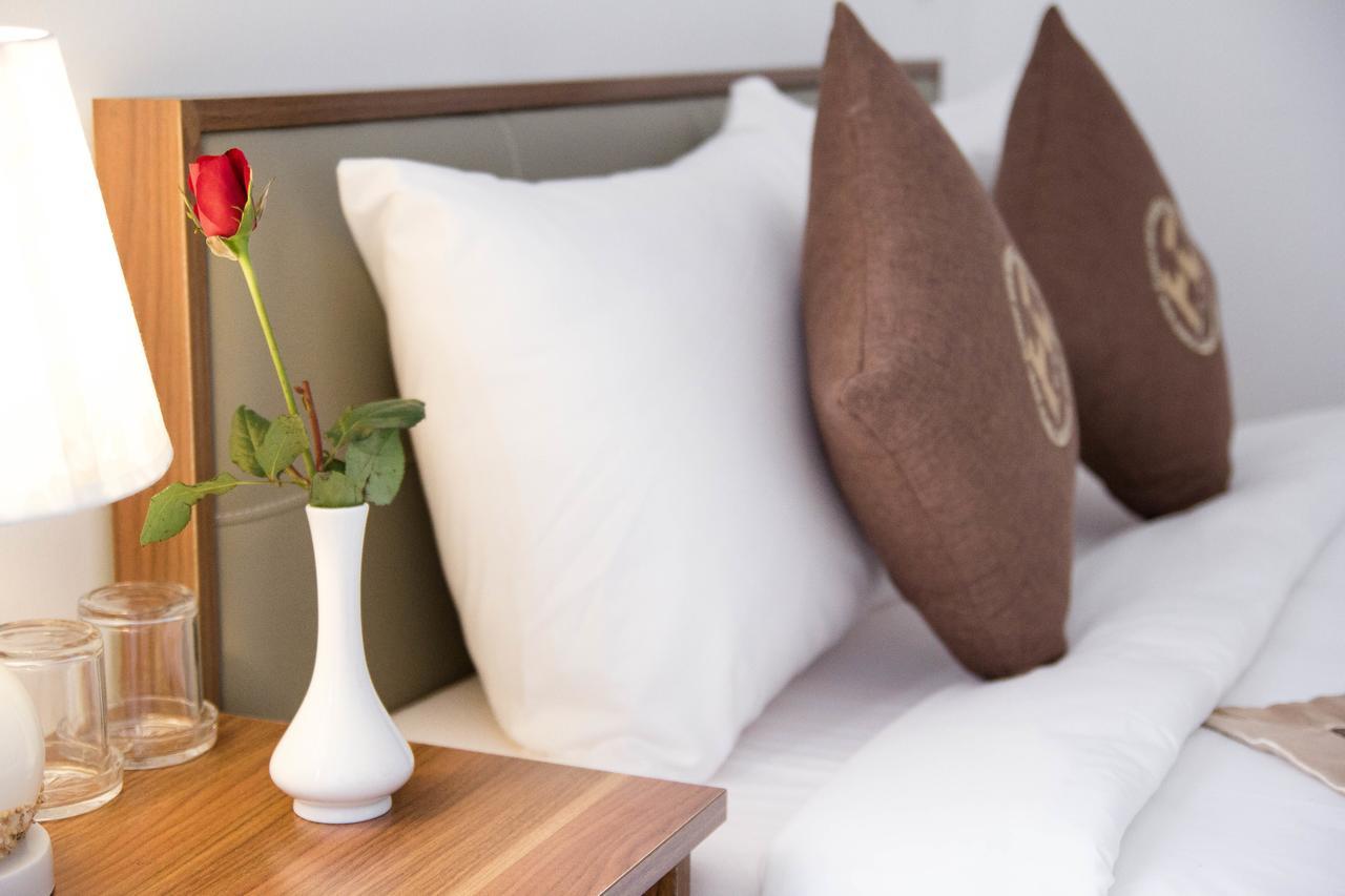 Poetic Hue Hotel & Spa Экстерьер фото